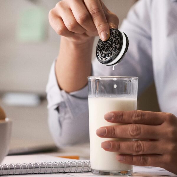OREO, 20 Snack Packs, Individually Wrapped - Image 4