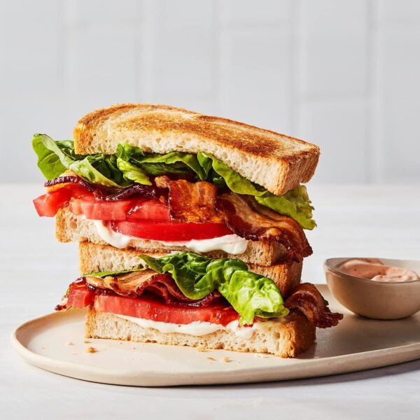 Hero Classic White Bread — Delicious Bread with 0g Net Carb - Image 2